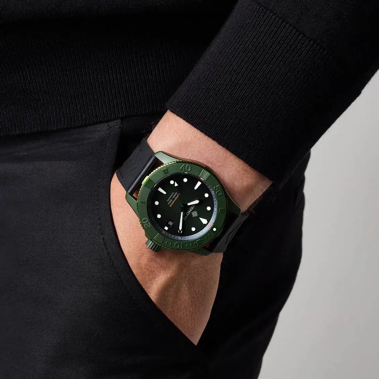 Bremont Supermarine Full Ceramic, Jungle Green SM43-DT-GNCER-GN-R-S - Image 3