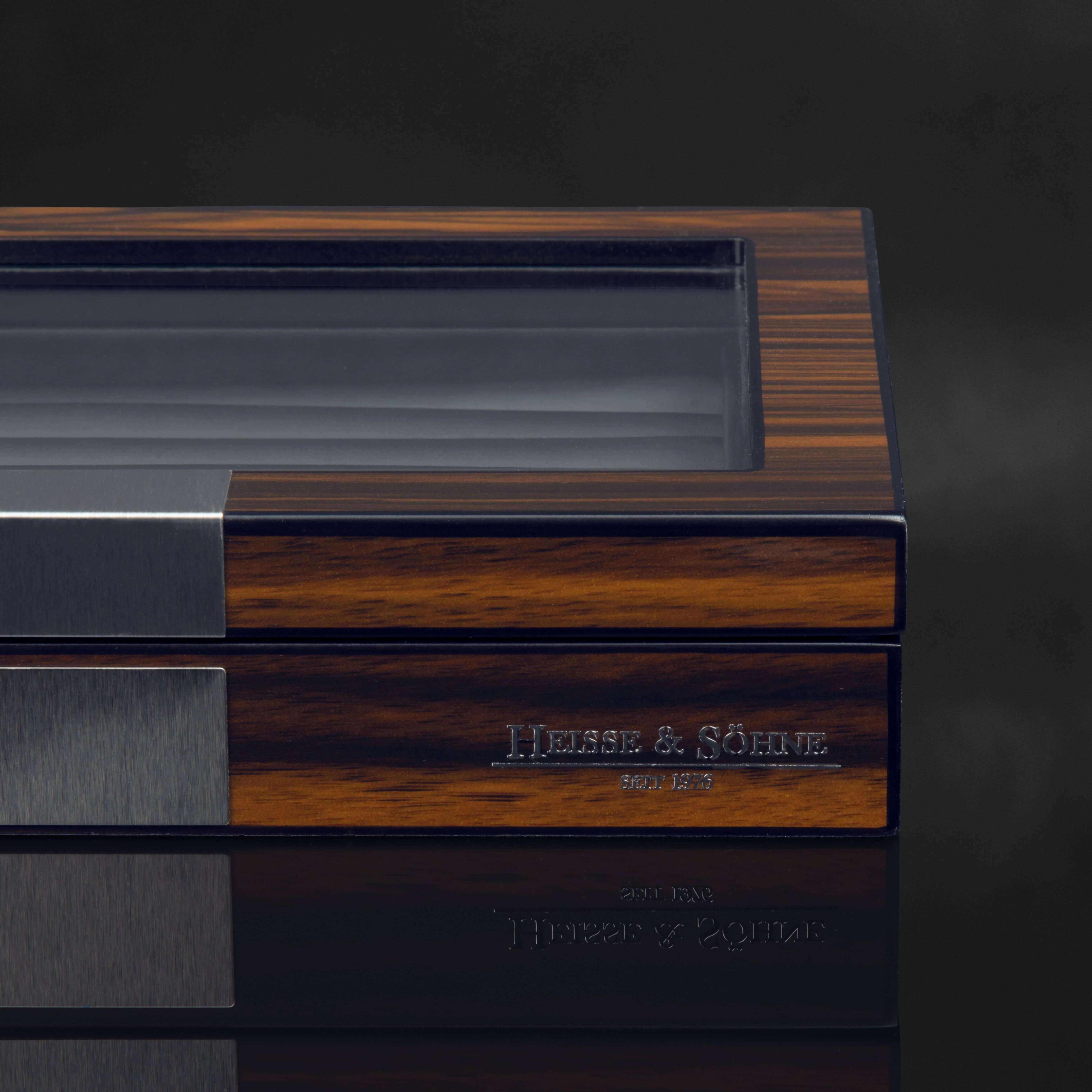 Vegas Cuffs and Rings Wood Box - Image 3