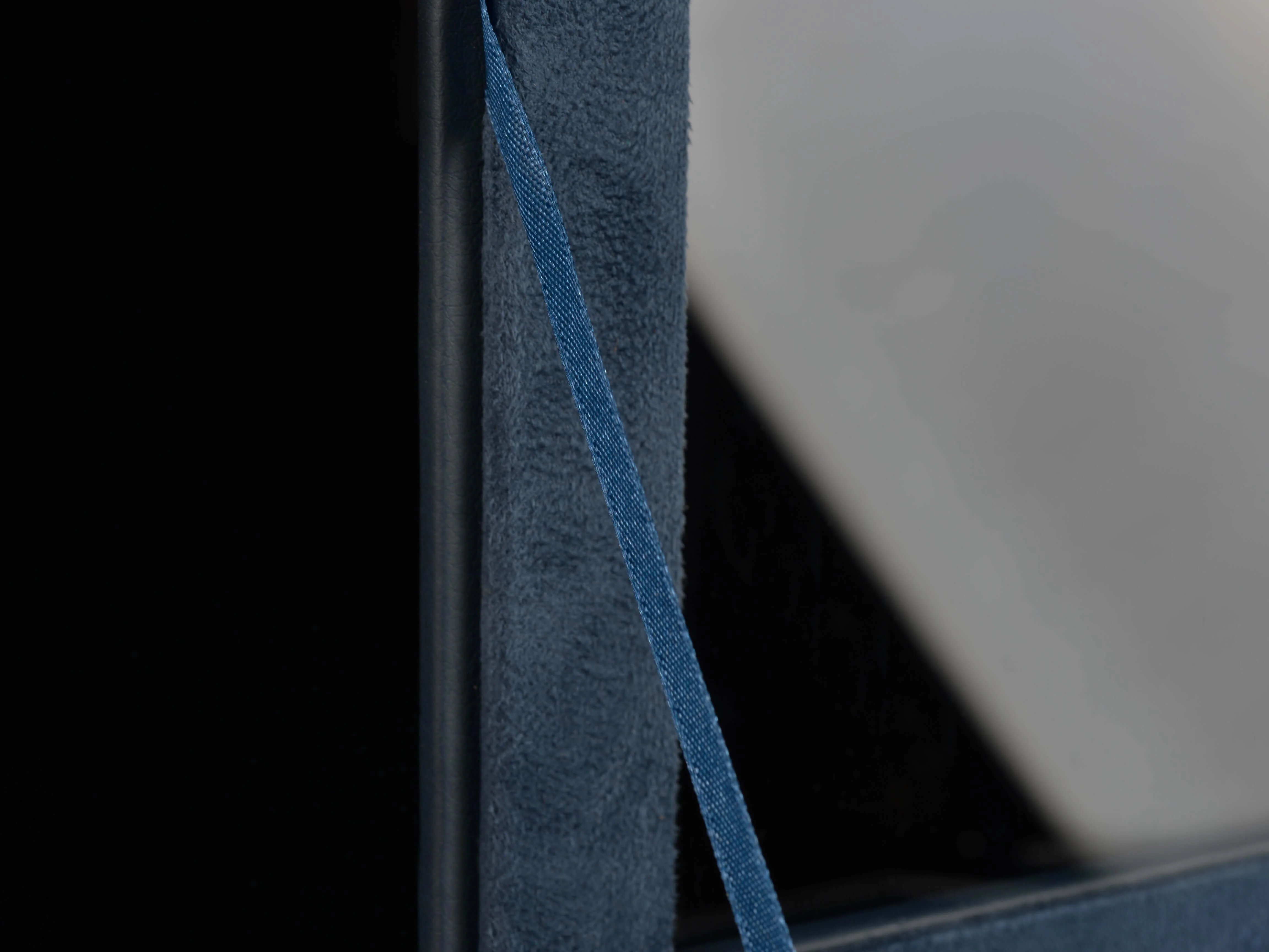 Watch Box XL Blue 12 - Top Part - Image 6